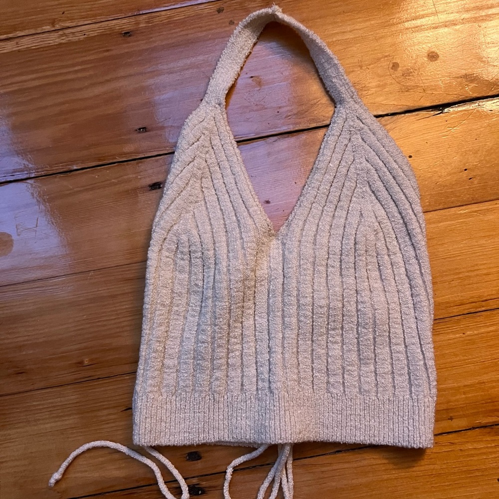 Halter neck Akira top